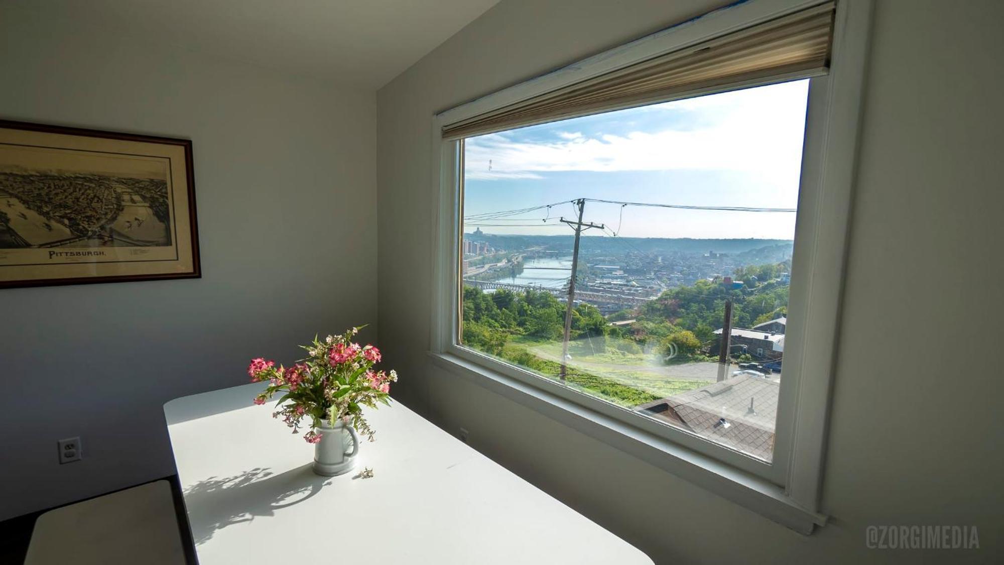 Apartment The Peak Mt Washington - Large 2bd W A View Pittsburgh