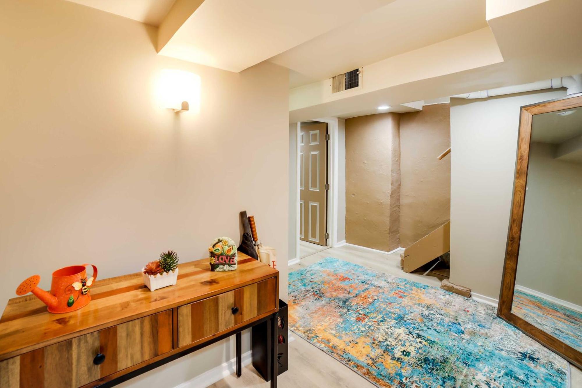 Shadyside House - 100 Feet To Walnut Street! *
