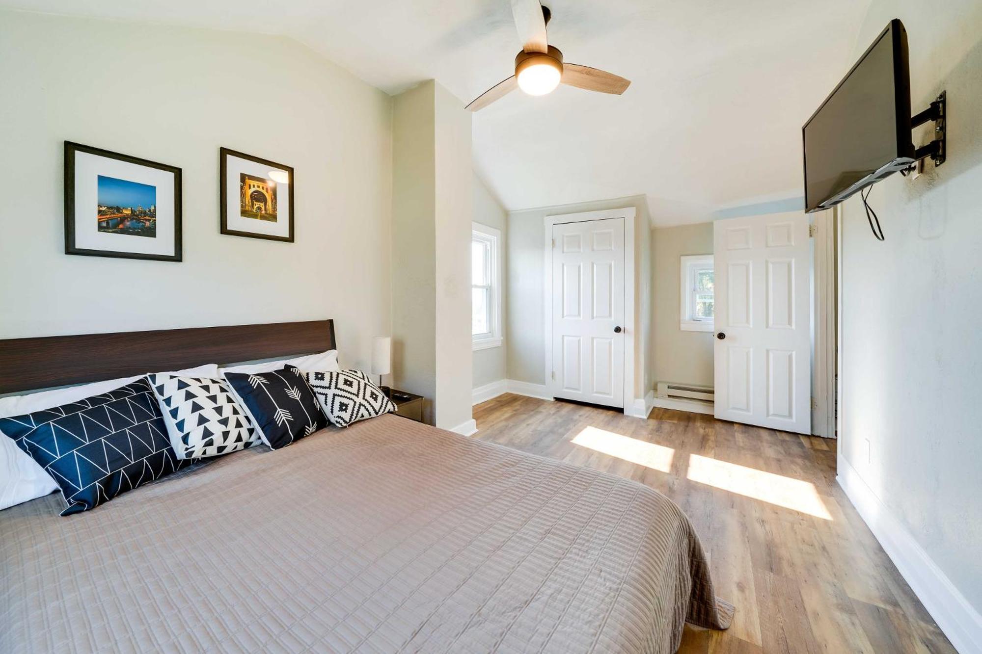 Apartment Bright Apt, Walk To Grandview Ave! *