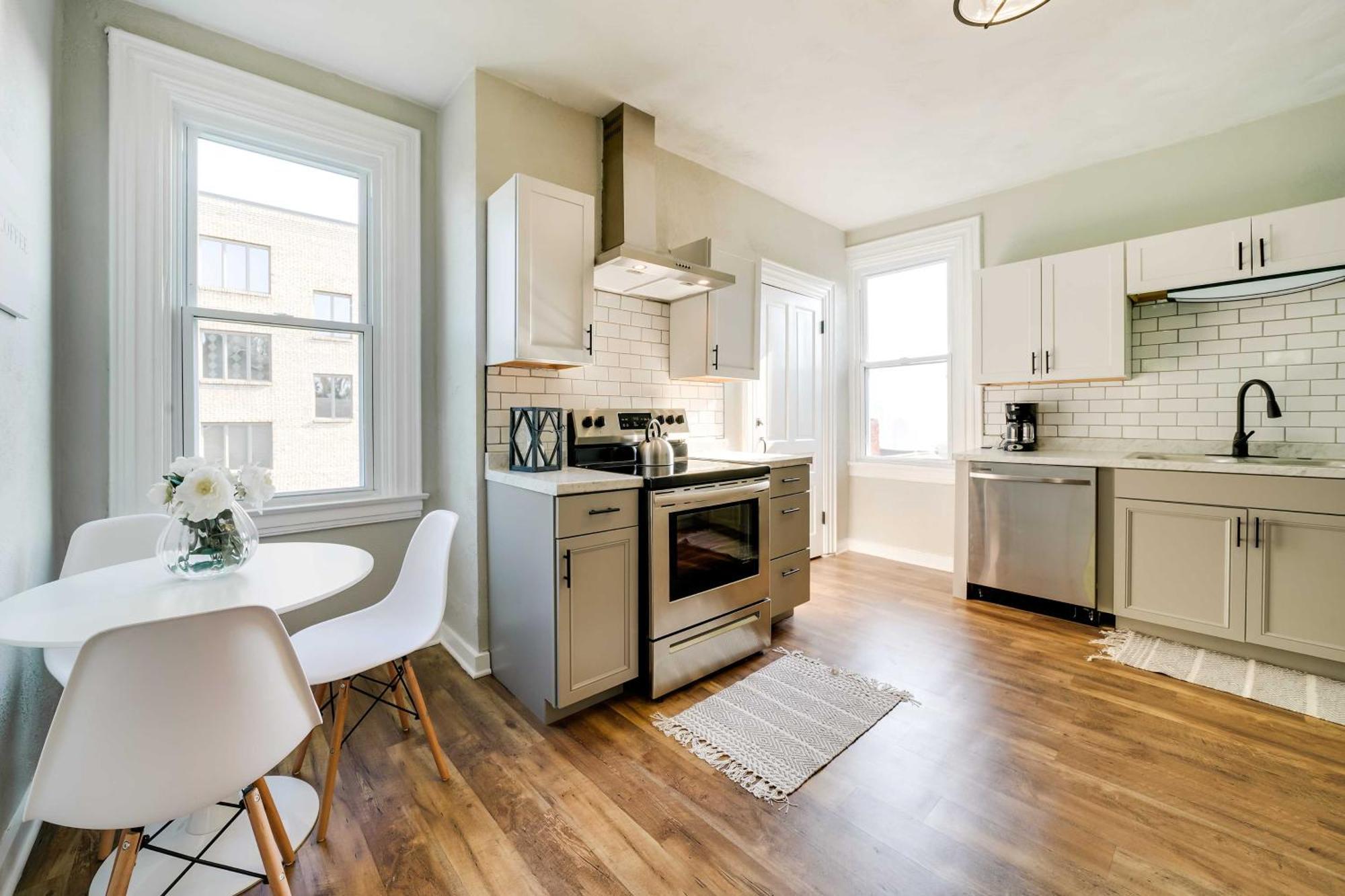Bright Apt, Walk To Grandview Ave! Apartment Pittsburgh