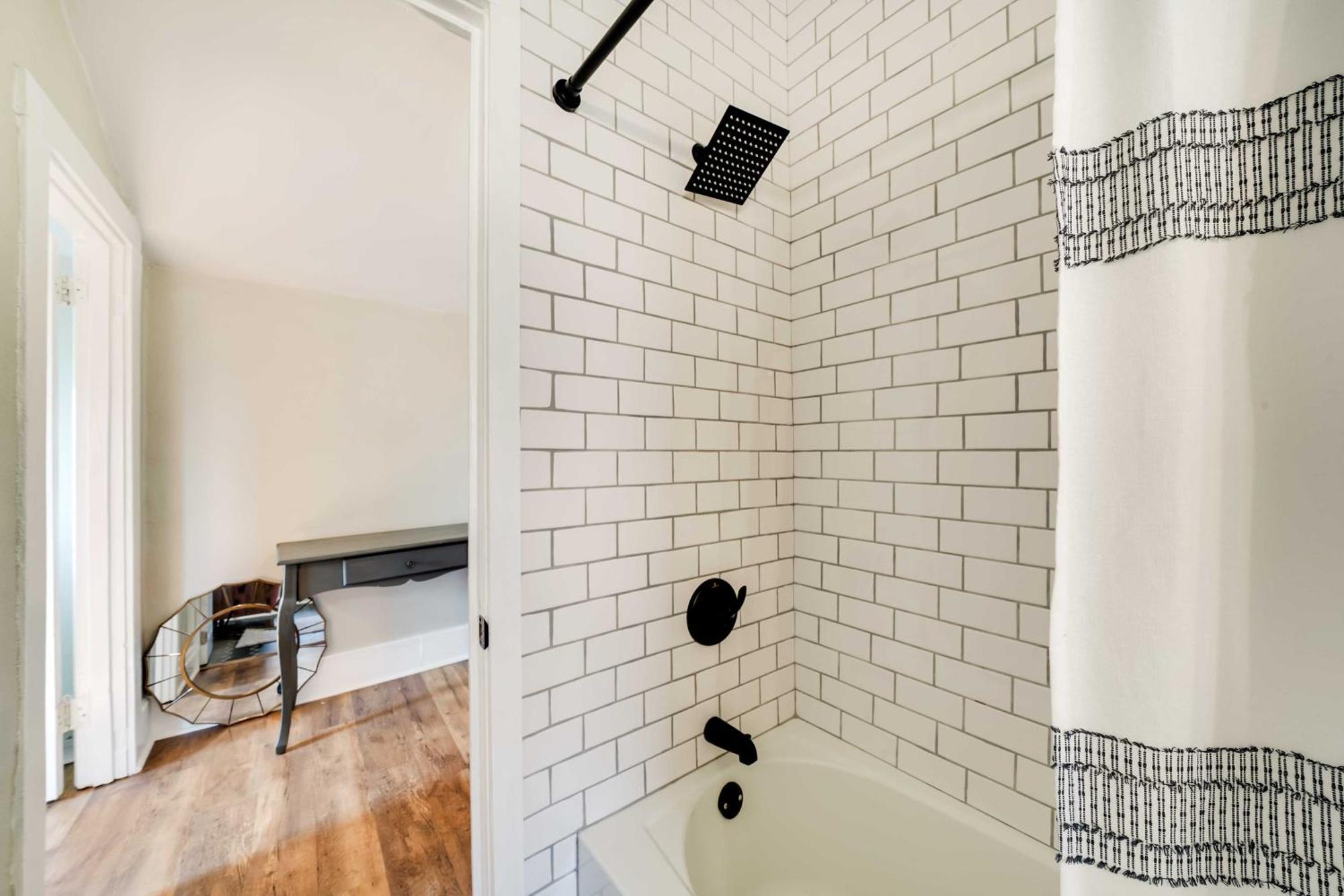 Bright Apt, Walk To Grandview Ave! Apartment Pittsburgh