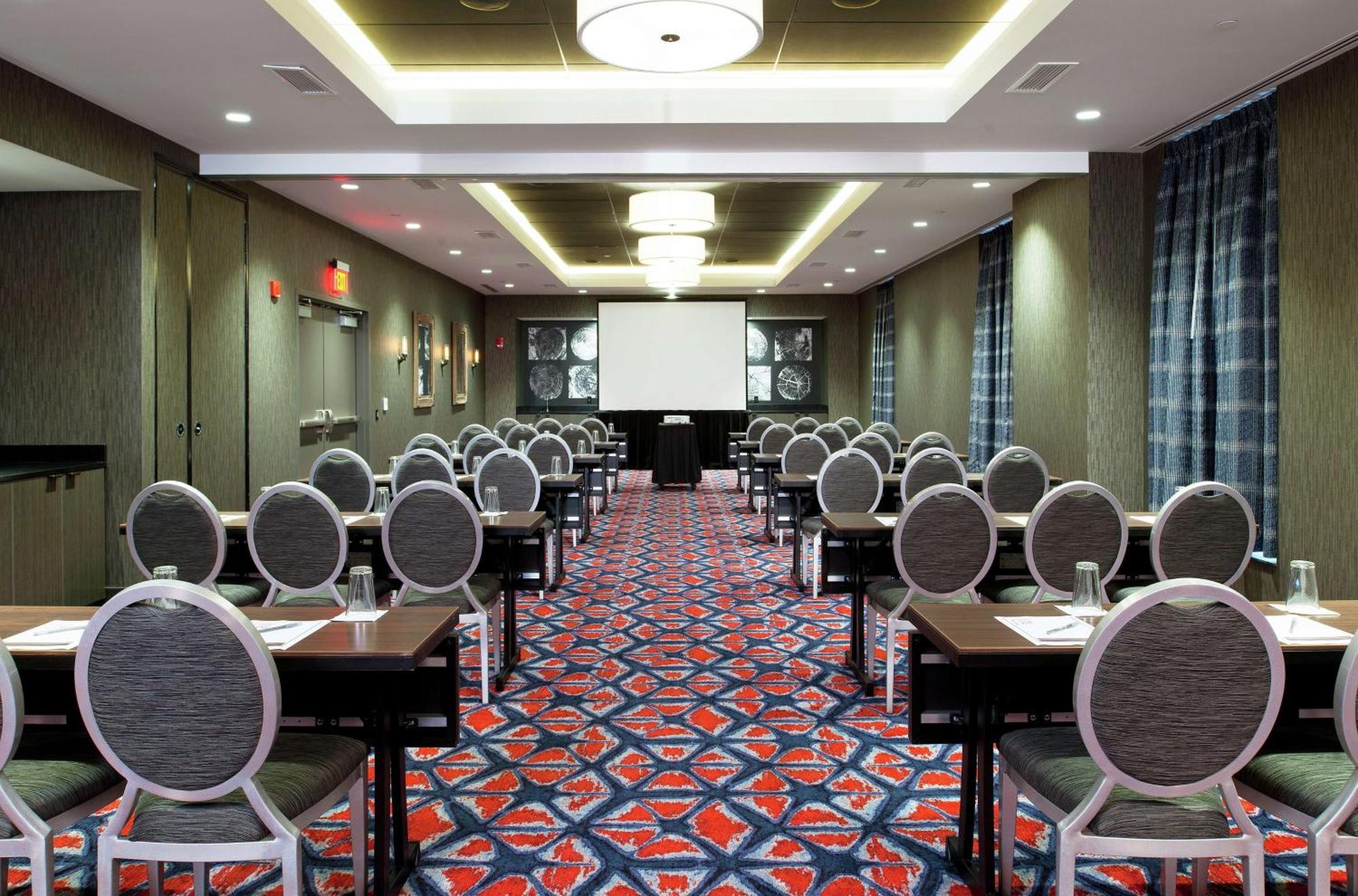 Hilton Garden Downtown