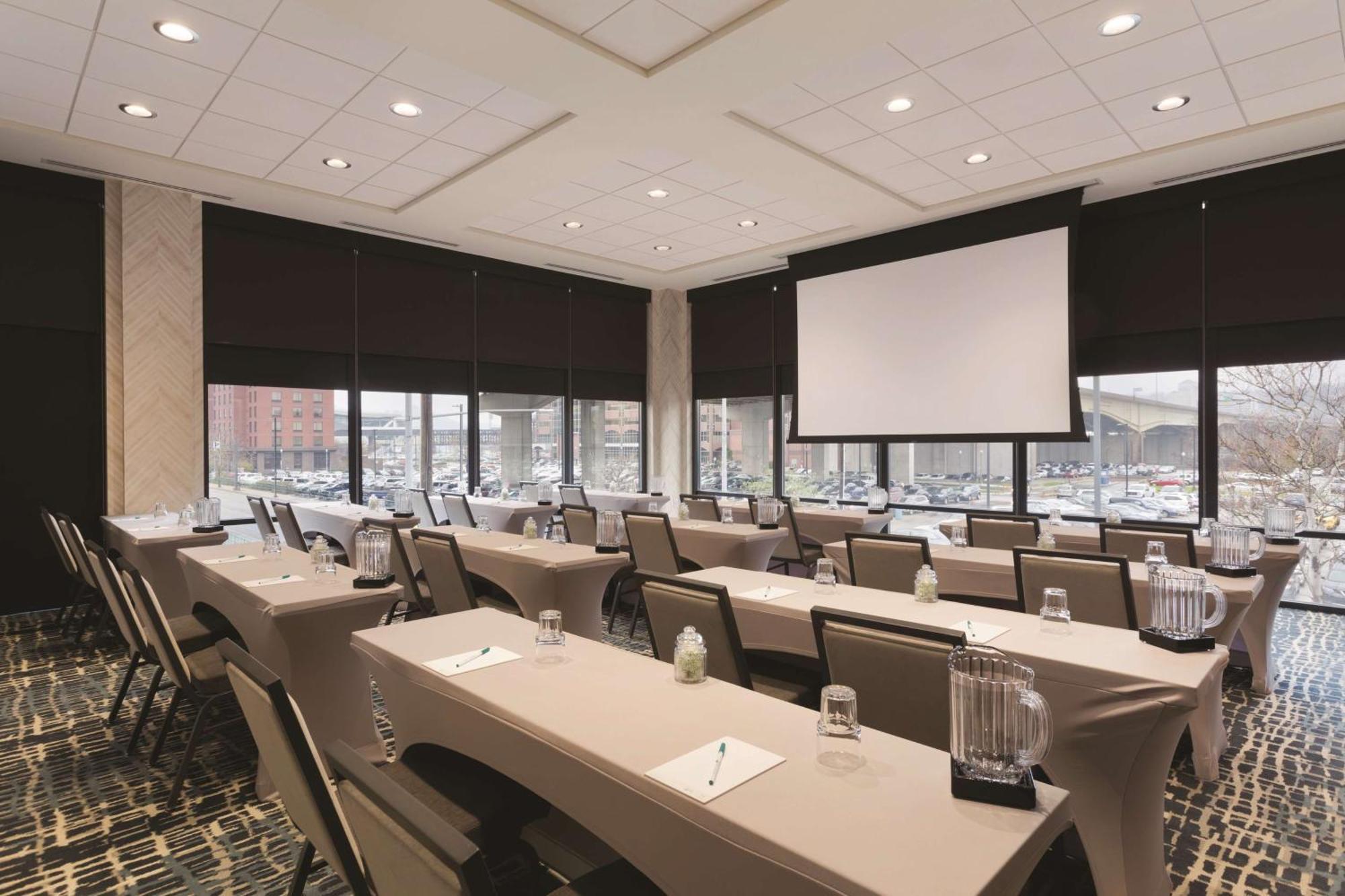 Homewood By Hilton Downtown Pittsburgh
