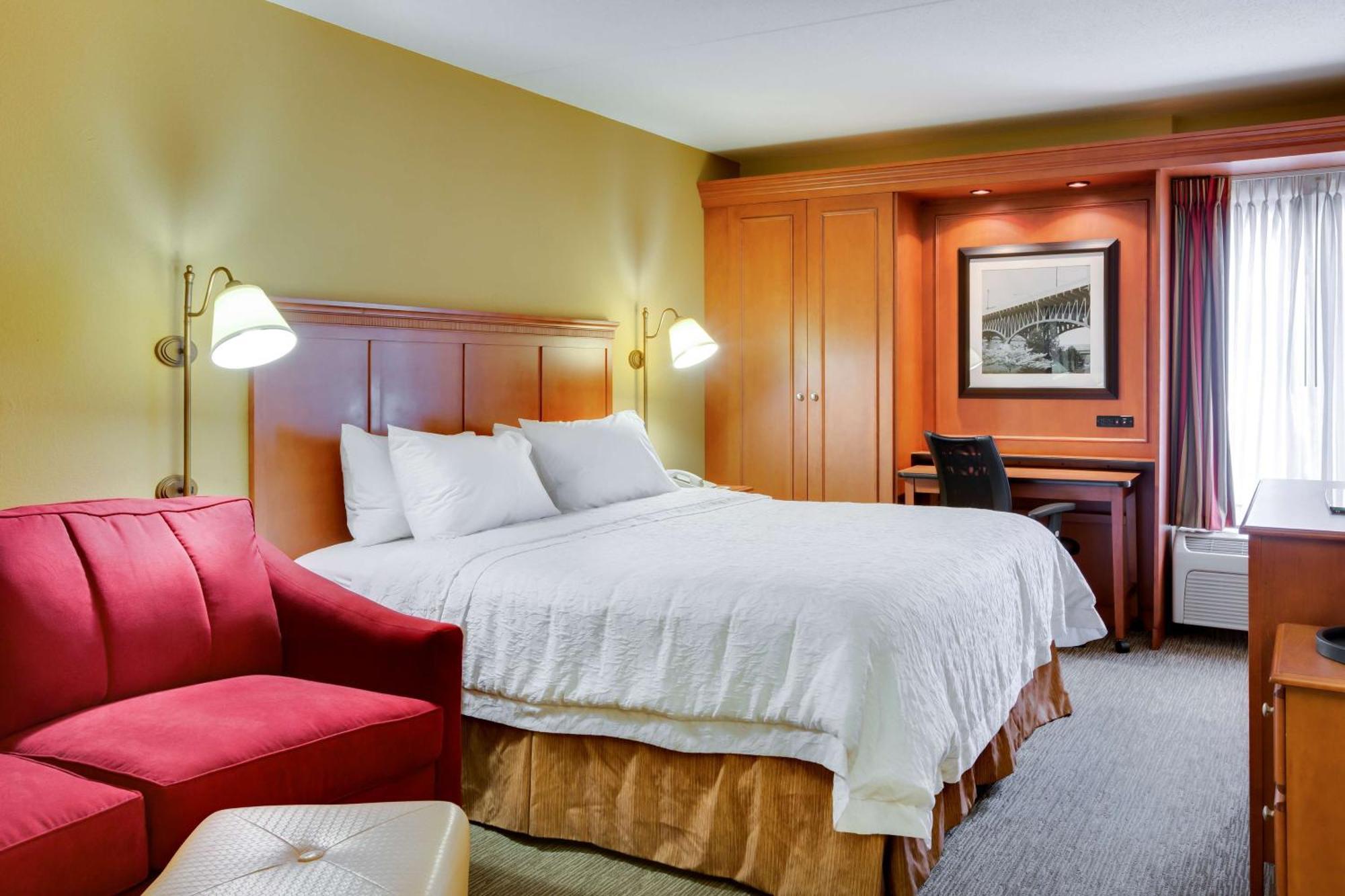 Hampton Greentree Hotel
