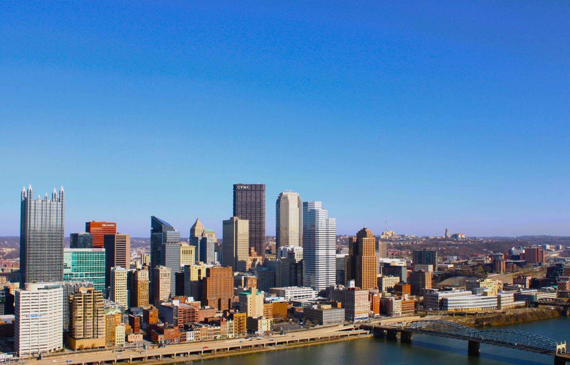 1 Bedroom - Parking - Amazing View Nearby! Pittsburgh