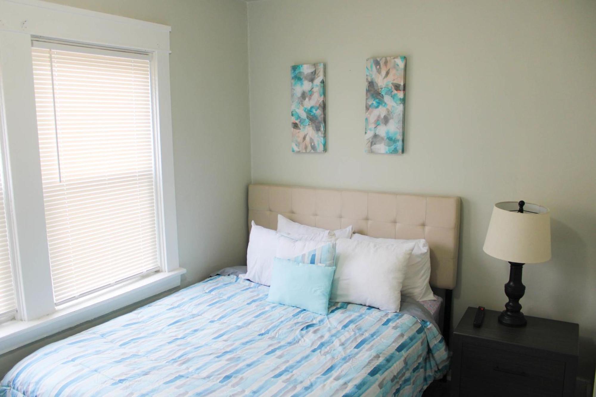 Apartment Comfy 3 Bedroom - Family Friendly - Access *