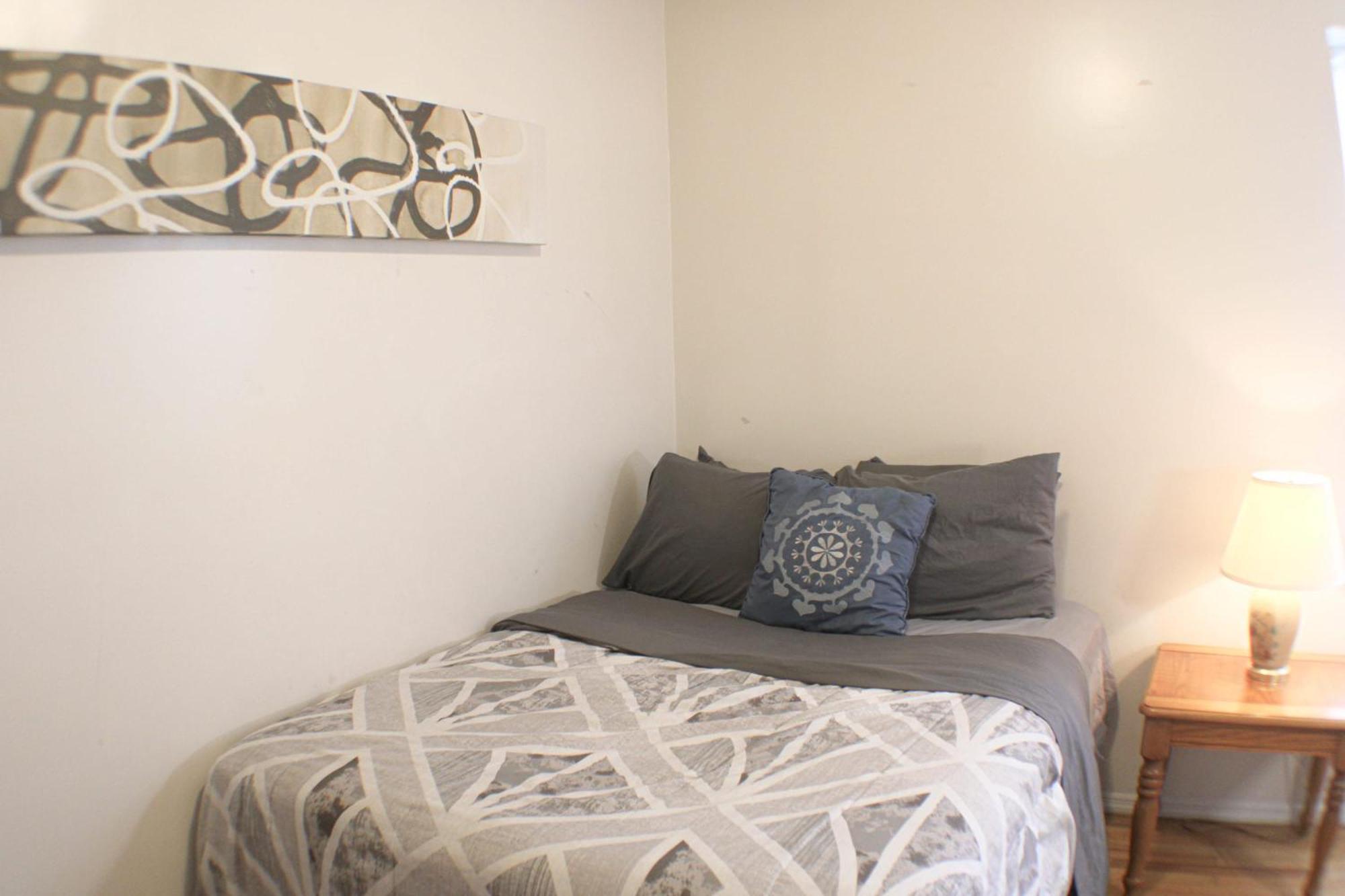 3 Bedroom Southside Loft - Amazing Location Apartment