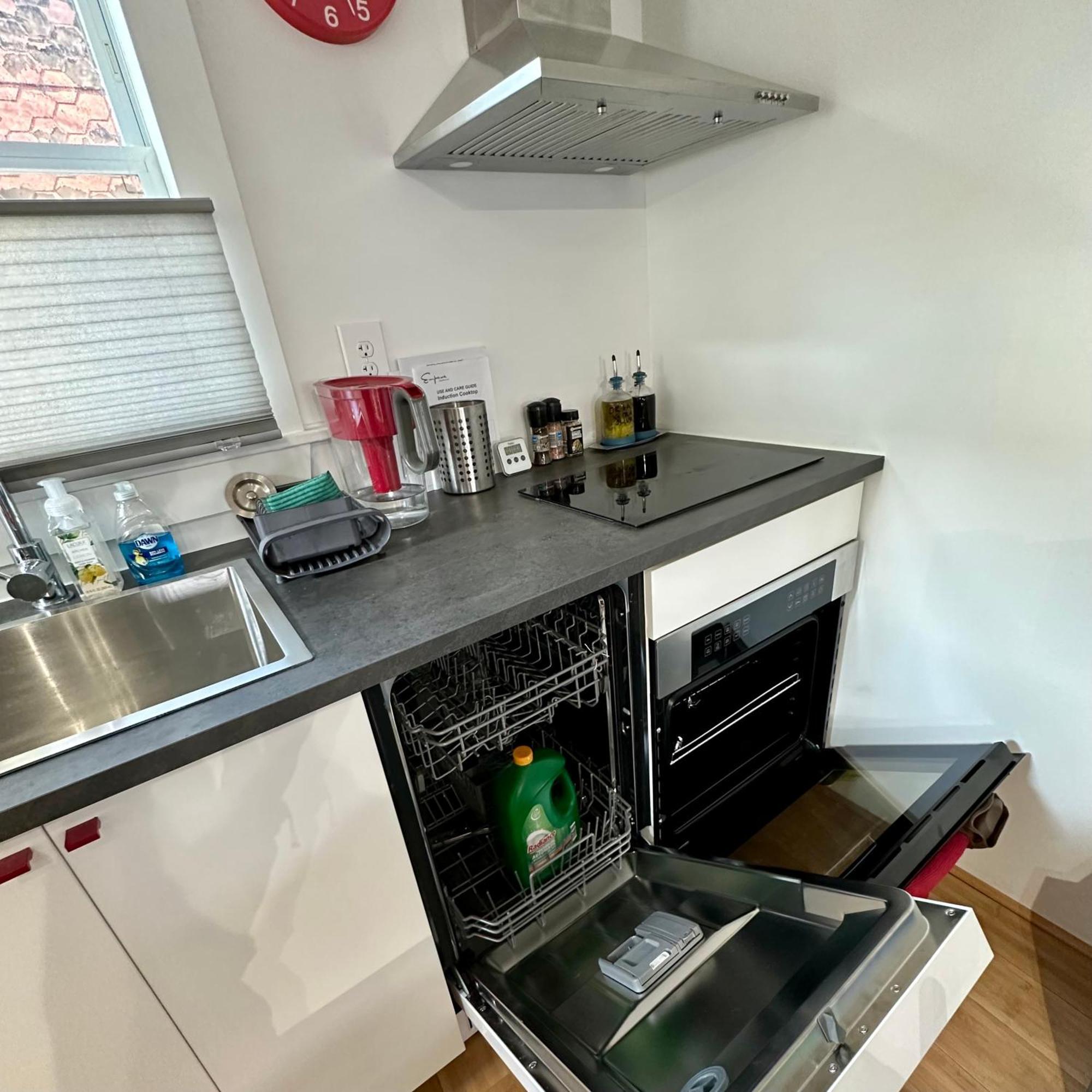 Apartment Unique Artsy 2 Bdrm 1.5 Mi From Downtown *
