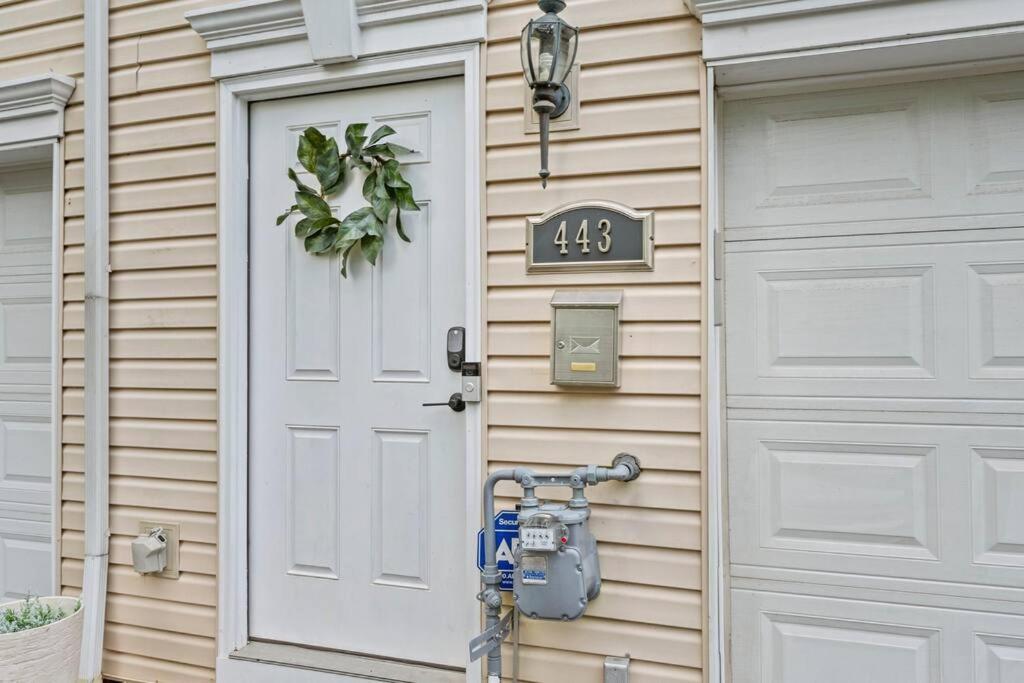 New 3 Bdrm - Mt Washington - Garage