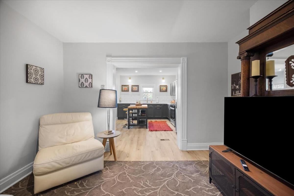 Holiday home Classic 4 Square - Easy Access To Town And Airport Pittsburgh