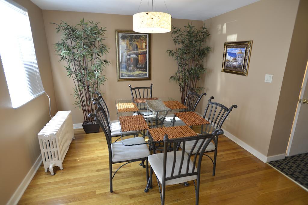 Hotel Friendship Suites
