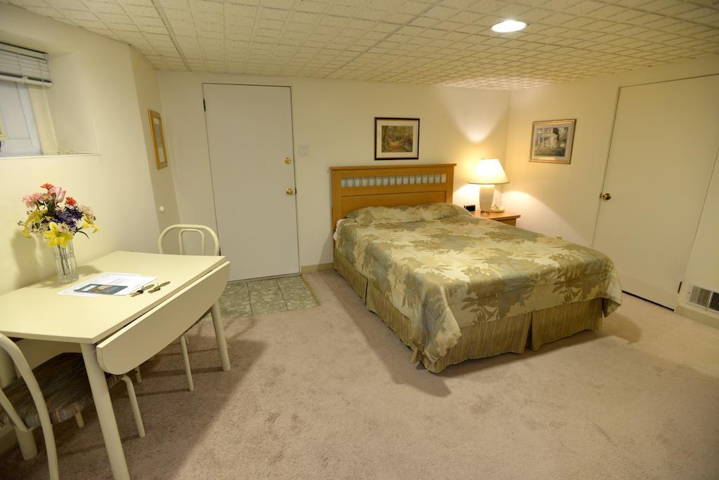Friendship Suites Hotel