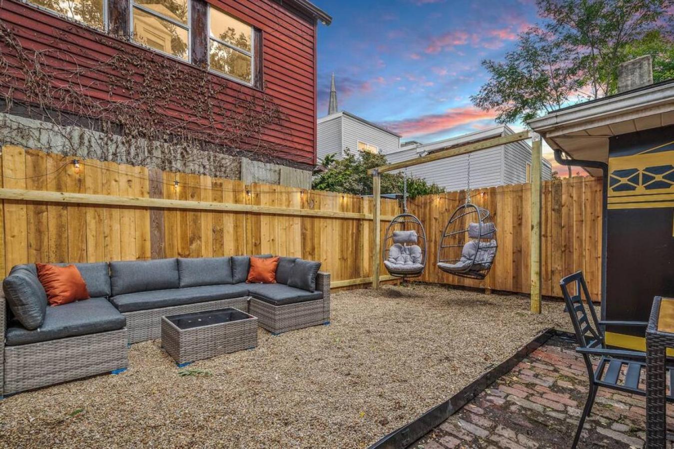 Cozy Southside Pitt W/ Pool Table +yard Pittsburgh