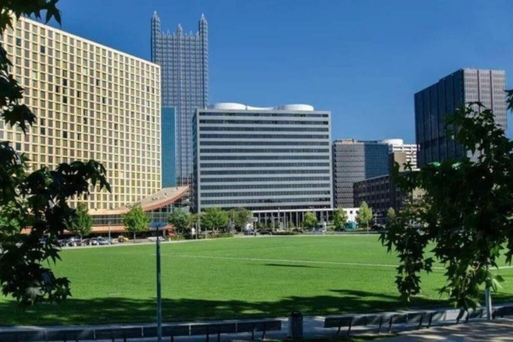 Sweeping Stadium Views Wonderfully Located 24-7 Parking Gym Lounge *
