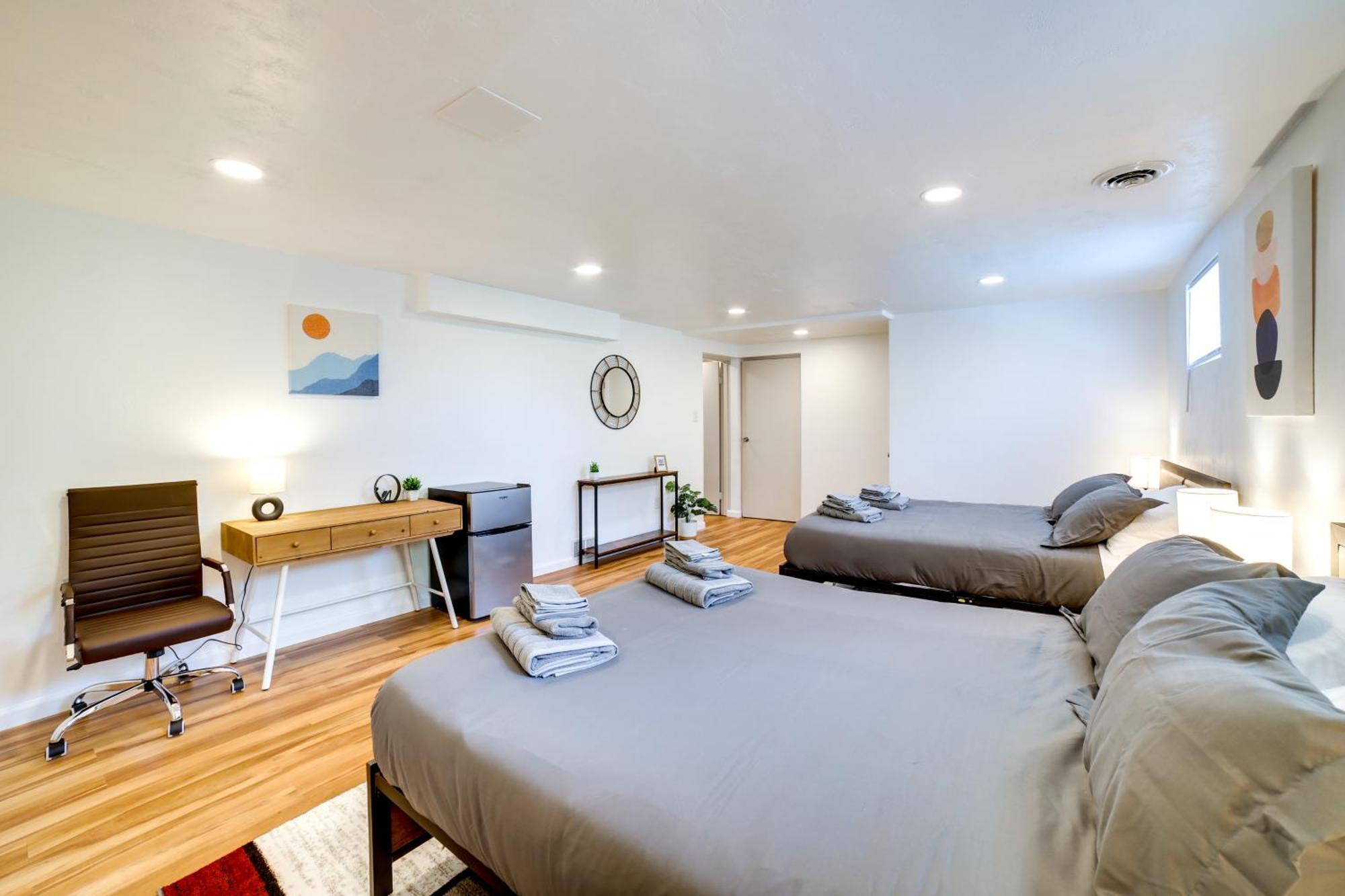 Vacation 3 Mi To Downtown! Holiday home Pittsburgh