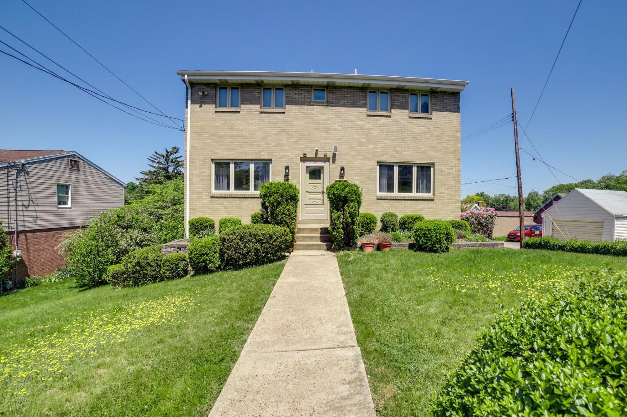 Holiday home Vacation 3 Mi To Downtown! *