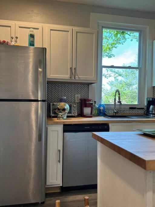 Apartment Wellness Oasis Near Downtown Pittsburgh
