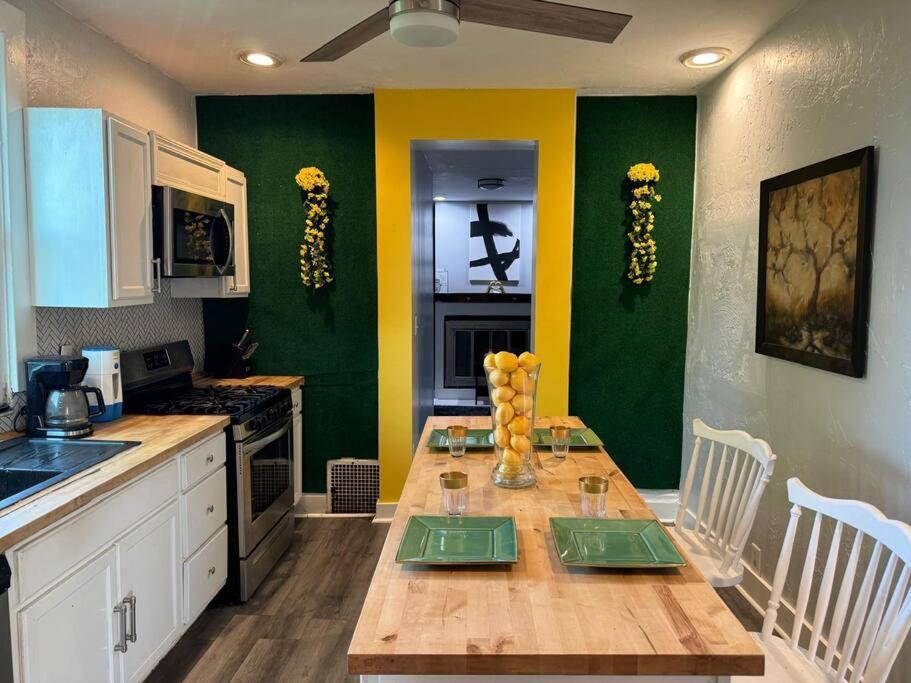 Wellness Oasis Near Downtown Apartment Pittsburgh