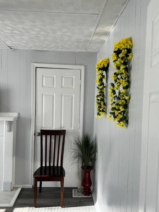 Tranquil Home, Master Suite, Zen Room, Pittsburg, Canton Avenue, Banksville * Pittsburgh