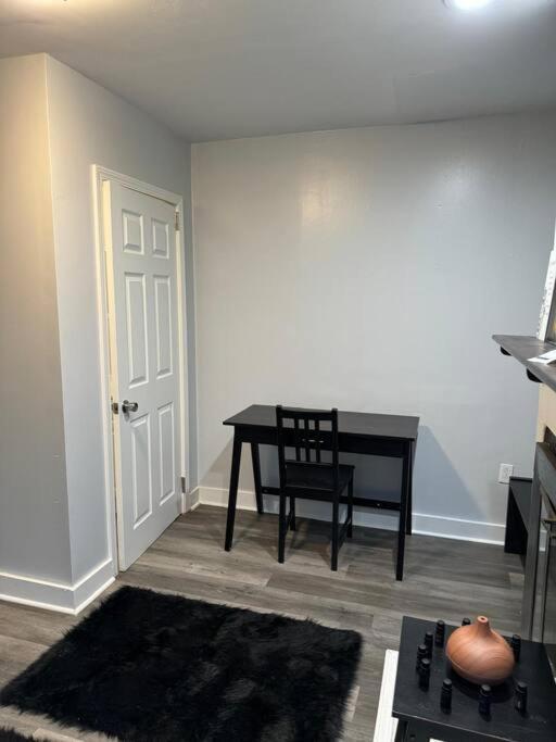 Tranquil Home, Master Suite, Zen Room, Pittsburg, Canton Avenue, Banksville *