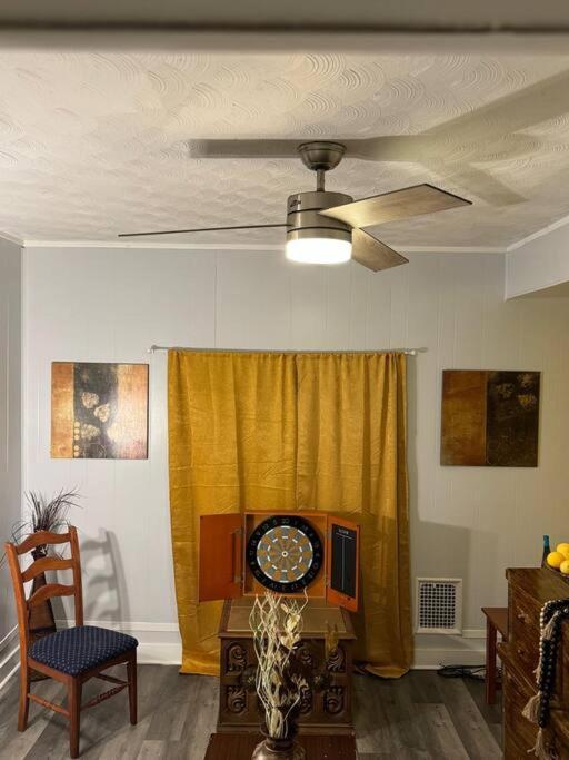 Tranquil Home, Master Suite, Zen Room, Pittsburg, Canton Avenue, Banksville Apartment Pittsburgh