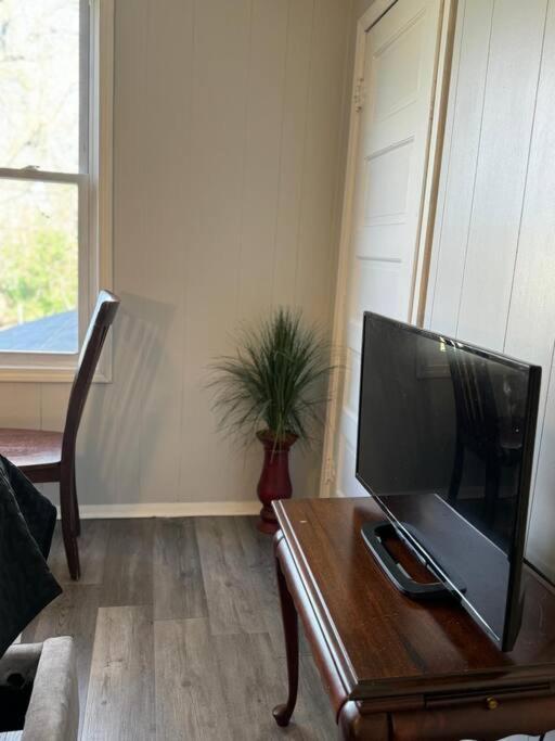 Tranquil Home, Master Suite, Zen Room, Pittsburg, Canton Avenue, Banksville Pittsburgh