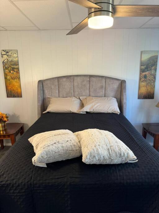 Tranquil Home, Master Suite, Zen Room, Pittsburg, Canton Avenue, Banksville Apartment *