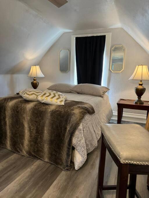 Apartment Master Serenity On Banksville *
