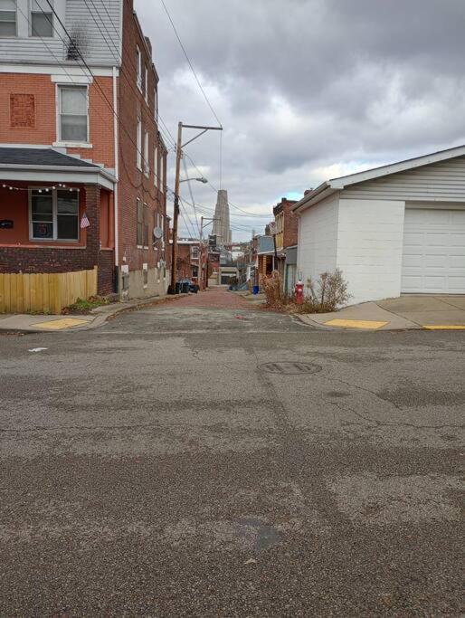 Elegant Private In Oakland, Pittsburgh. Apartment Pittsburgh