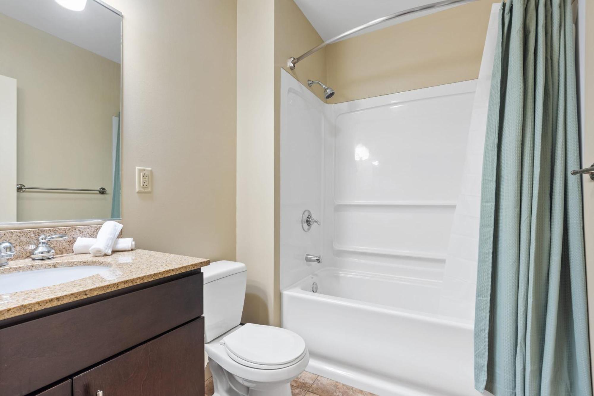 Breathtaking Views 1bd Luxury Downtown Pittsburgh