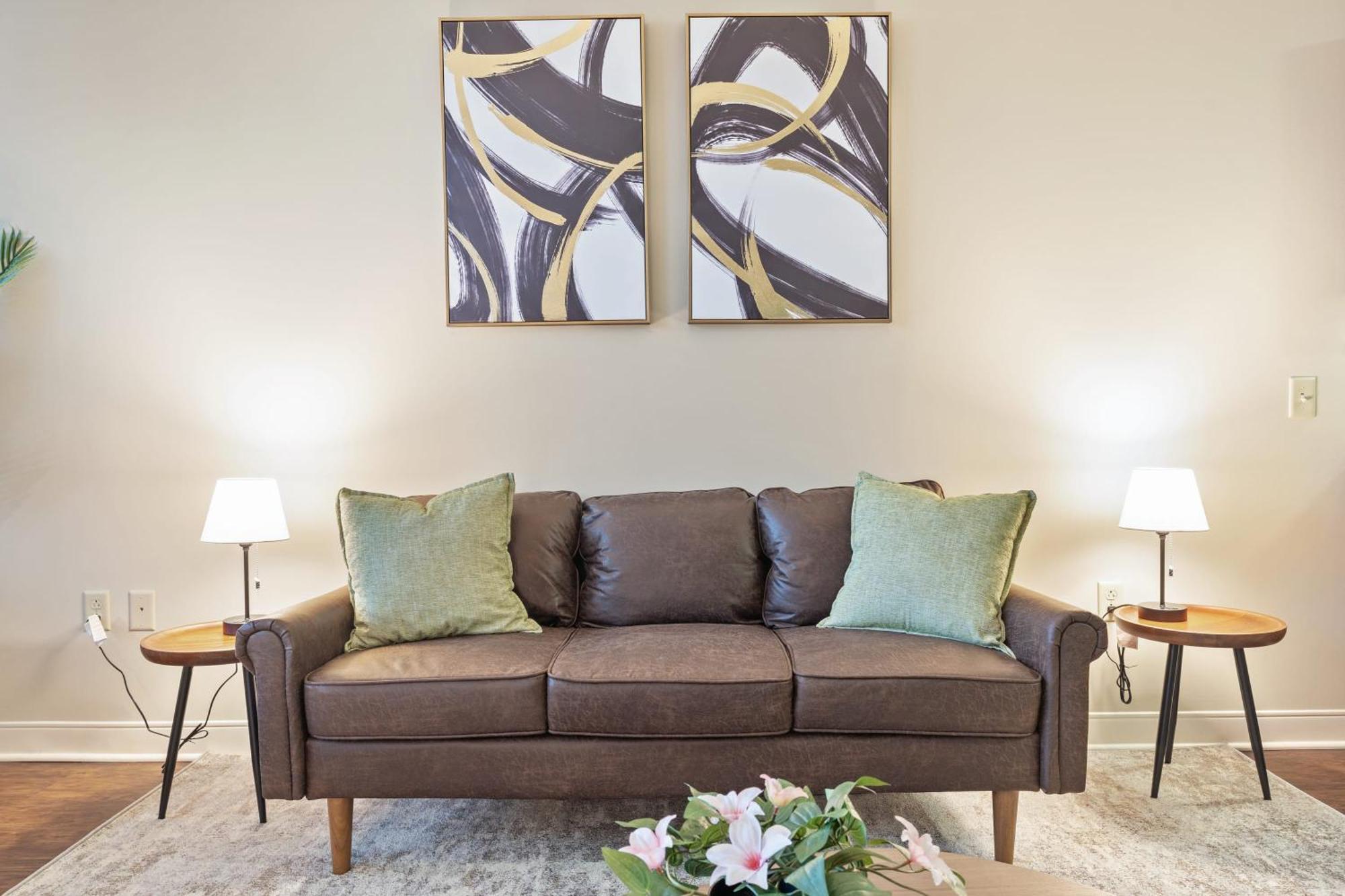 Breathtaking Views 1bd Luxury Downtown