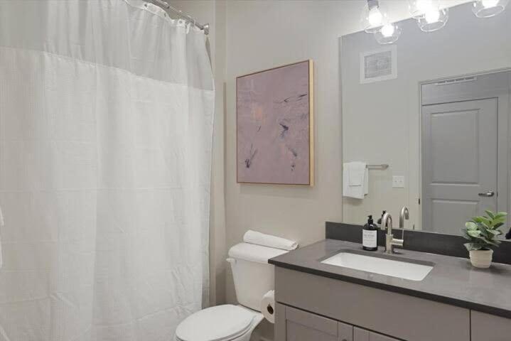 Cozysuites Spacious Sdo, Lawrenceville *