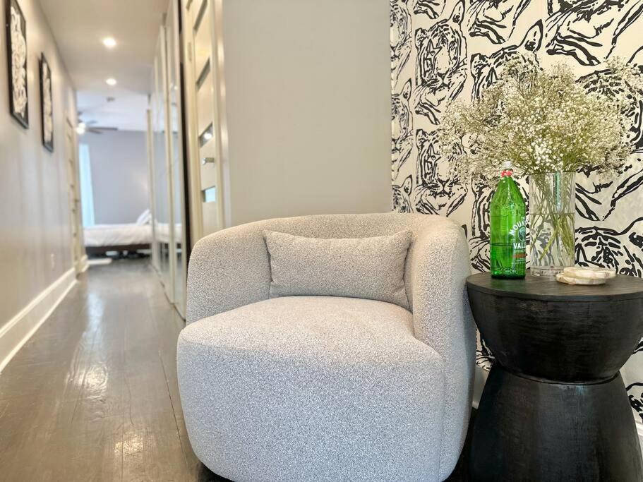 The Josephine By Luxe Pgh Pousada *