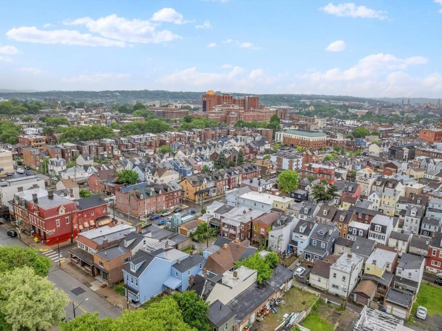 Bloomfield, Large And Accessible 3 Bedroom Apr With Free Parking * Pittsburgh