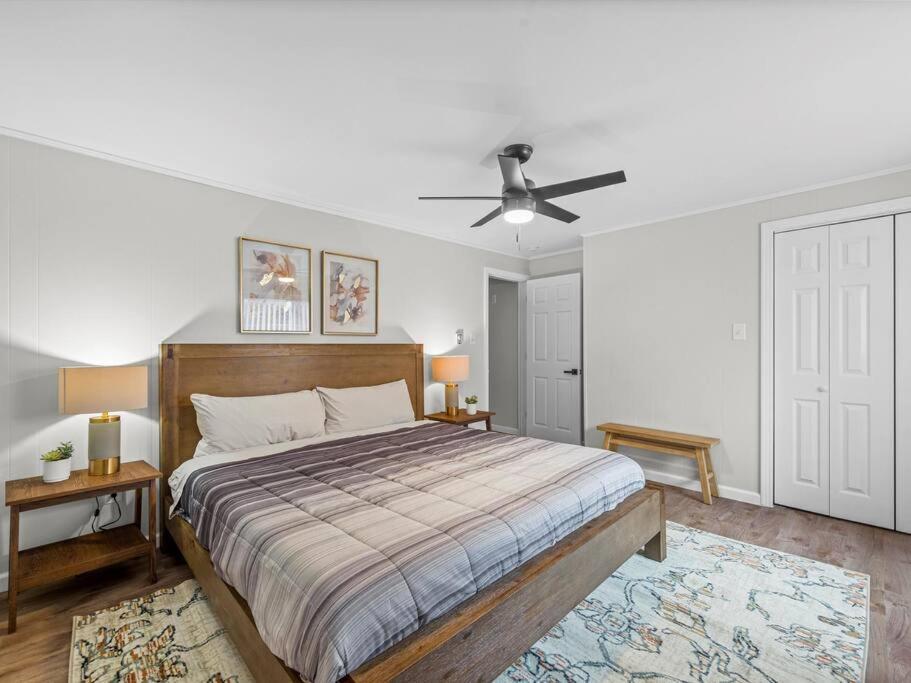 Bloomfield, Large And Accessible 3 Bedroom Apr With Free Parking * Pittsburgh