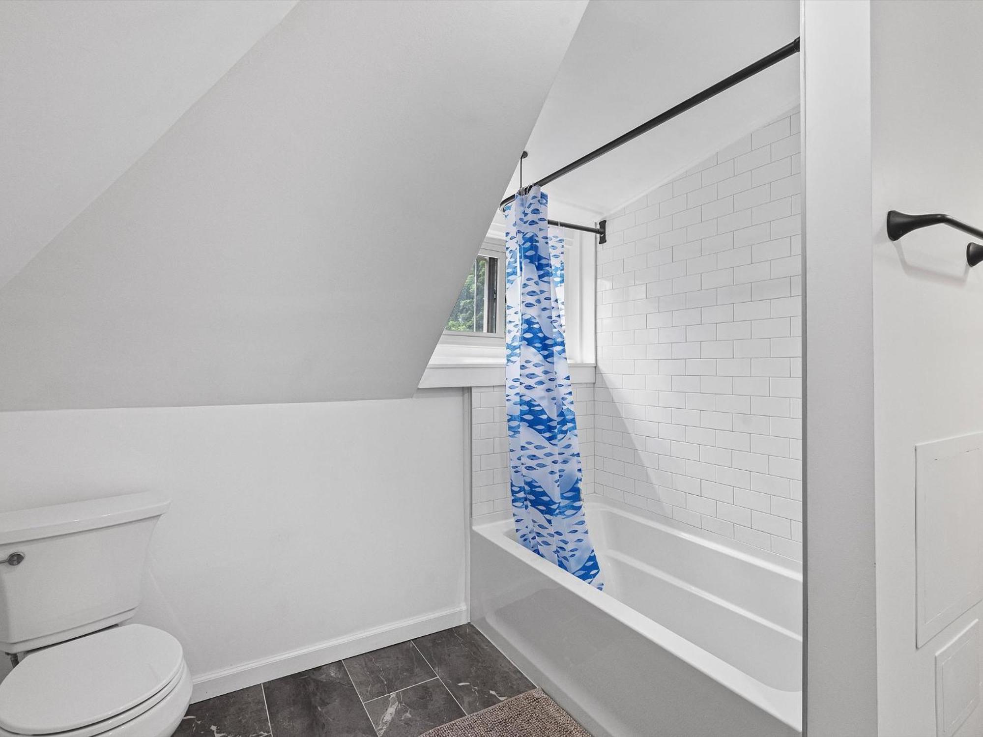 Shadyside, 3b Modern And Stylish Private Bedroom With Shared Bathroom And Free Parking Pittsburgh