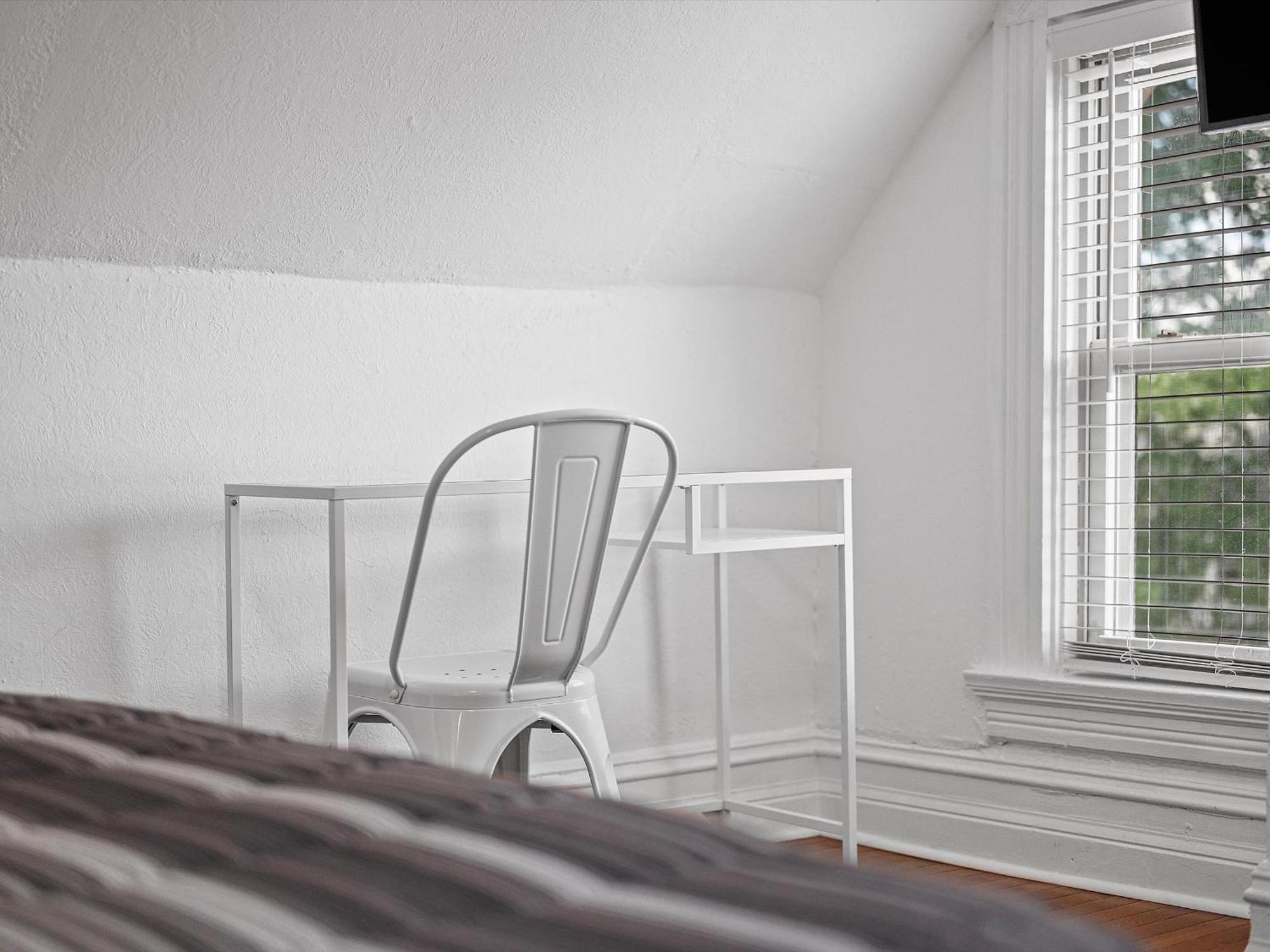 Shadyside, 3b Modern And Stylish Private Bedroom With Shared Bathroom And Free Parking * Pittsburgh