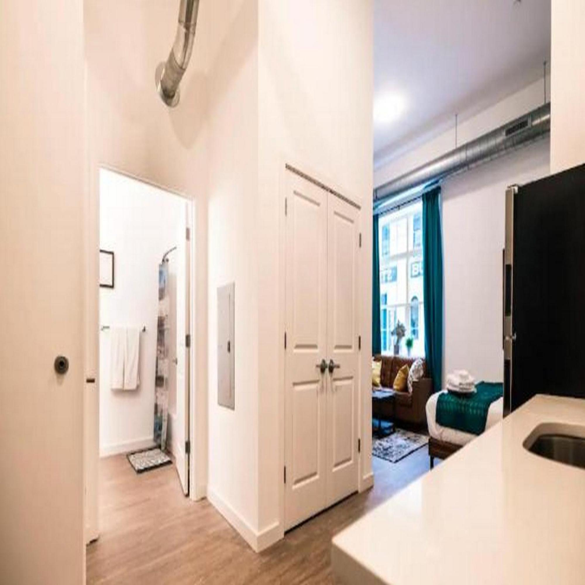 Pet Friendly North Shore W/ Fitness Center Pittsburgh