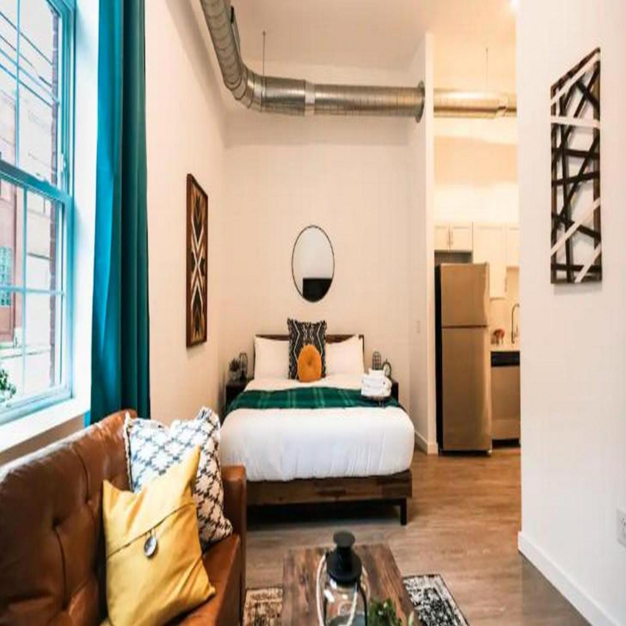 Pet Friendly North Shore W/ Fitness Center Holiday home Pittsburgh