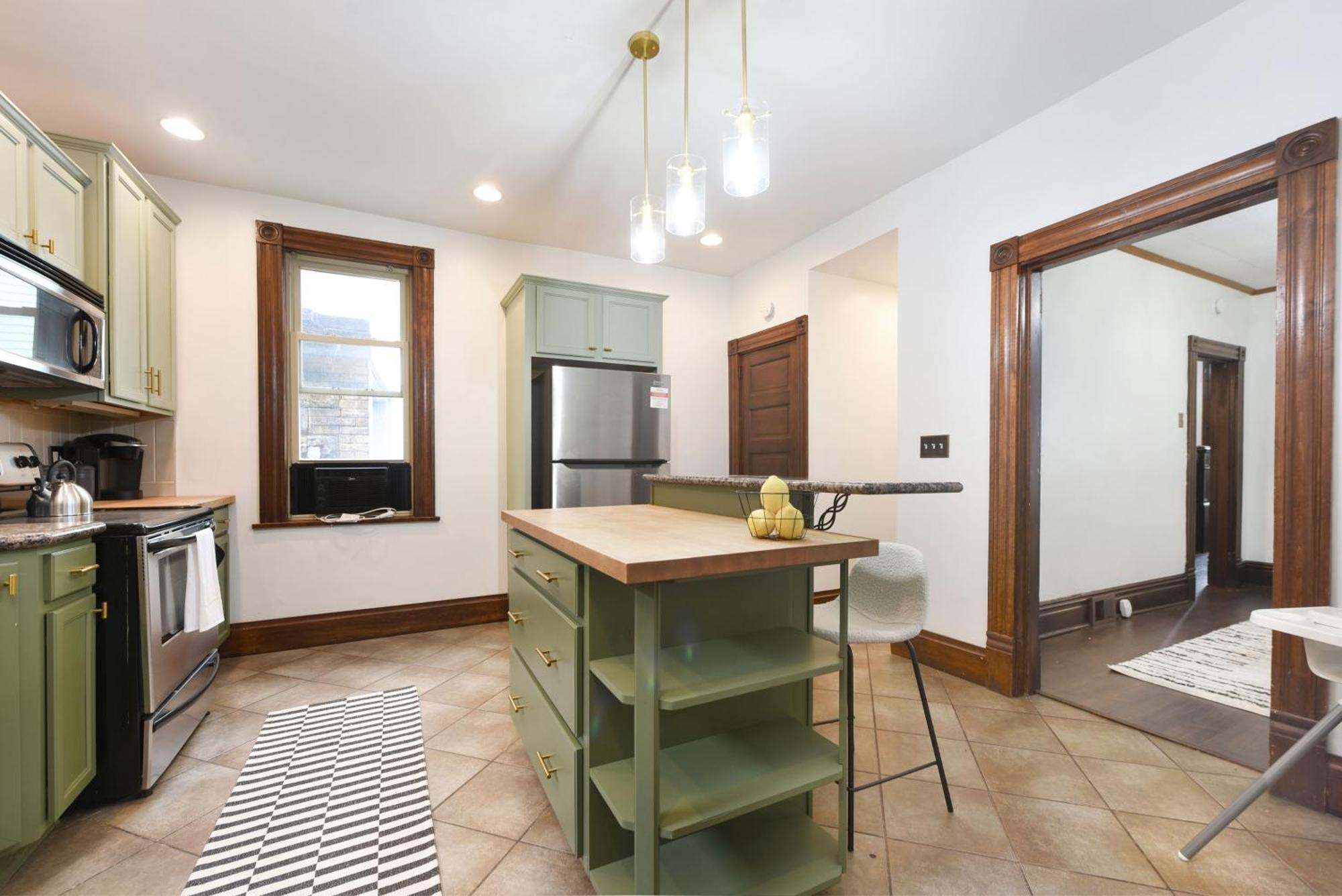 Holiday home 4bd Escape: Bbq, Games, 10mins To Upitt