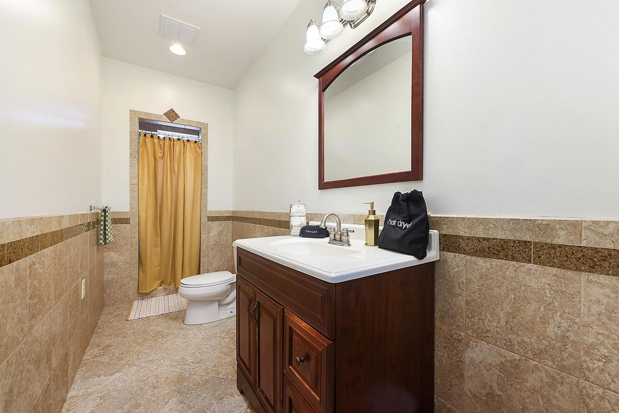 Holiday home 4bd Escape: Bbq, Games, 10mins To Upitt Pittsburgh