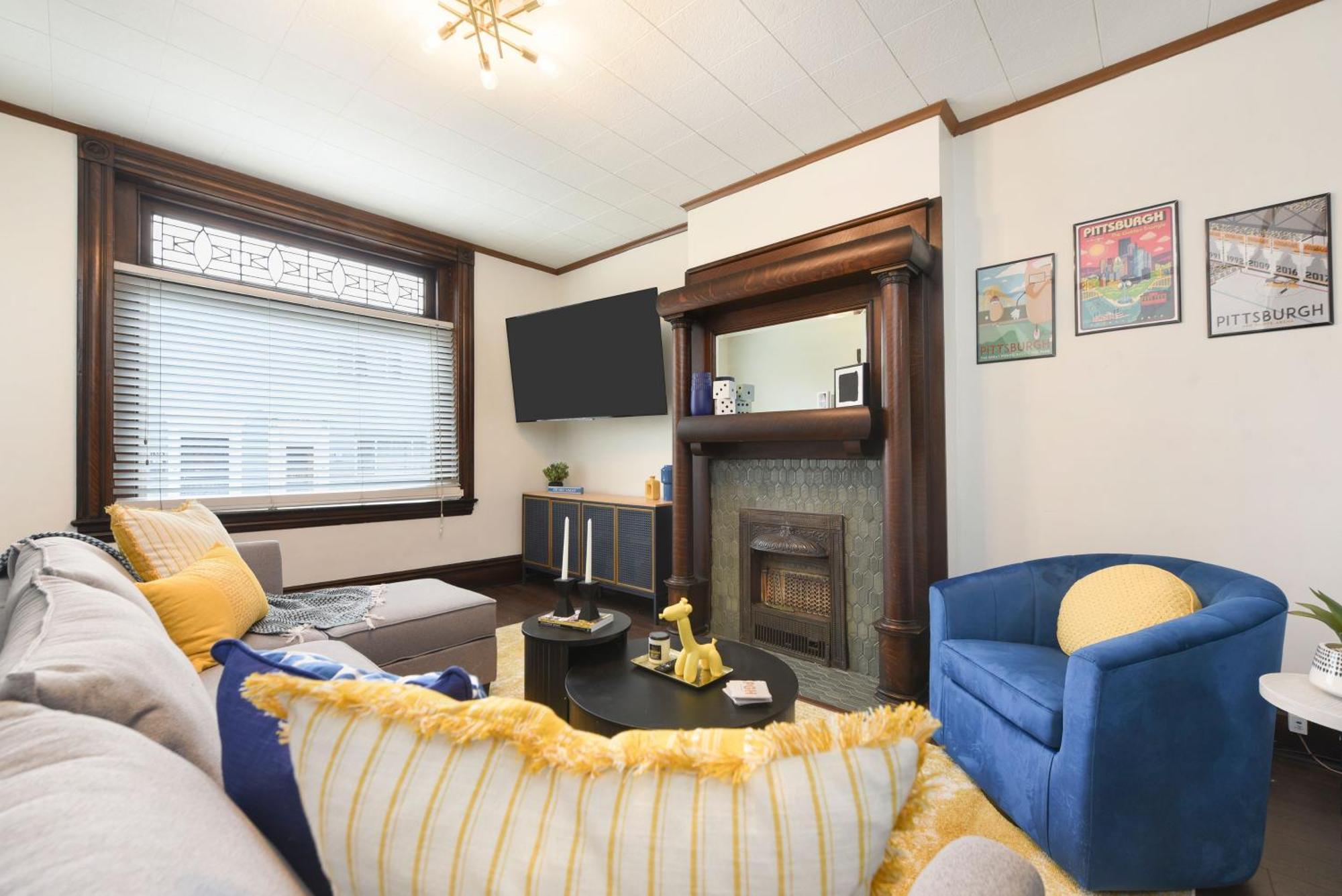 4bd Escape: Bbq, Games, 10mins To Upitt Holiday home