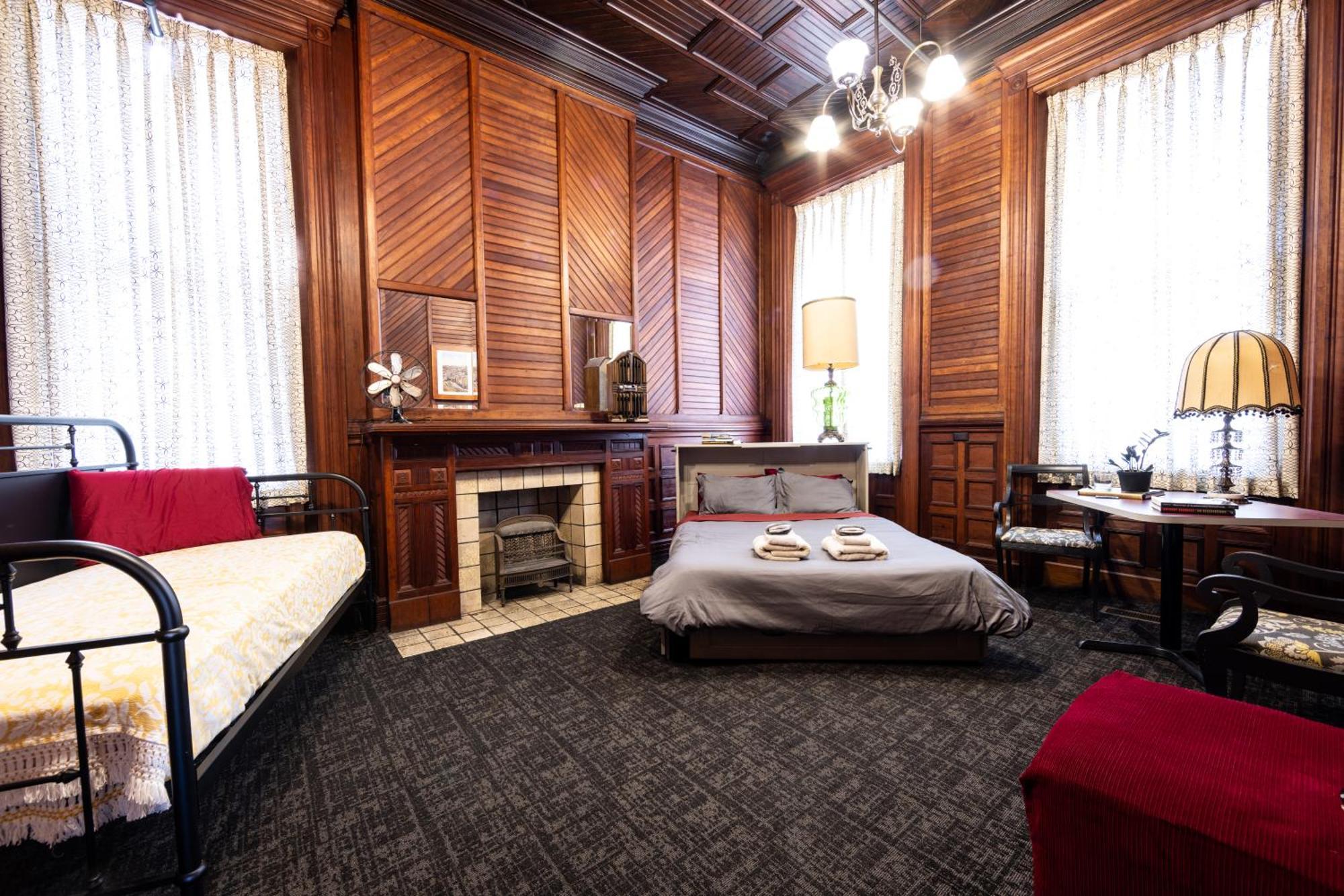 Traveler's Rest Hotel Pittsburgh