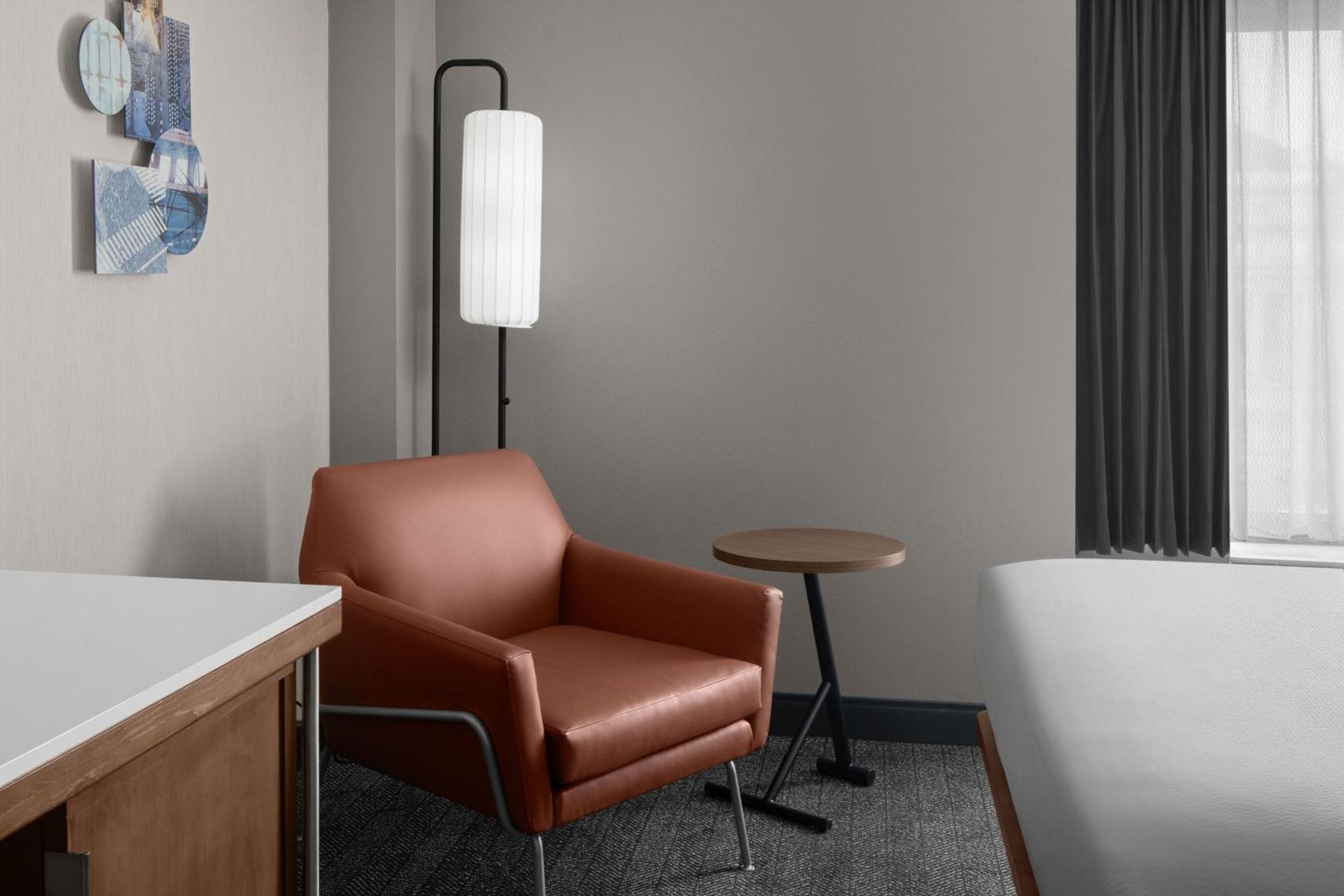 Courtyard By Marriott Center 4*
