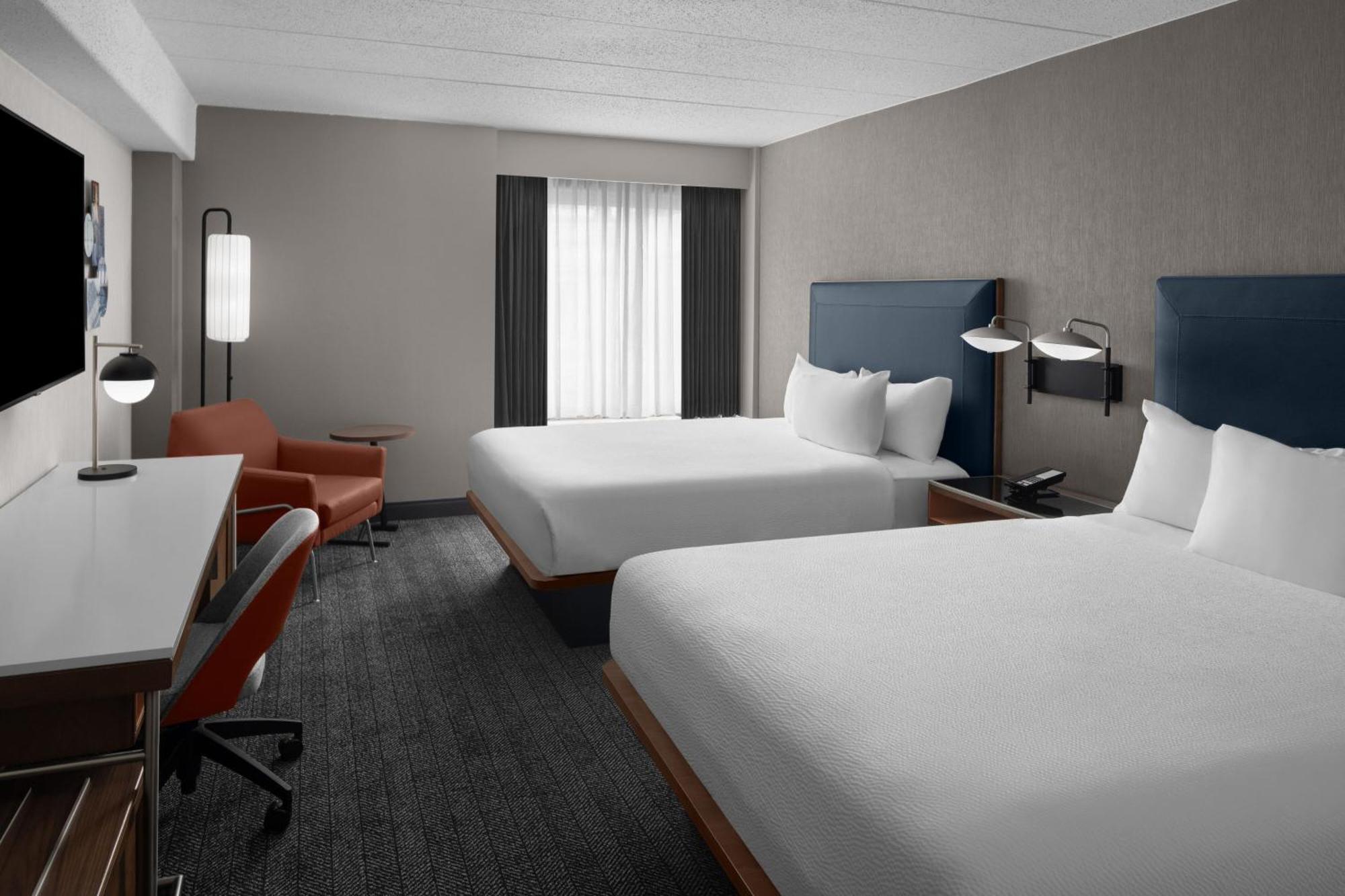 Hotel Courtyard By Marriott Center 4*