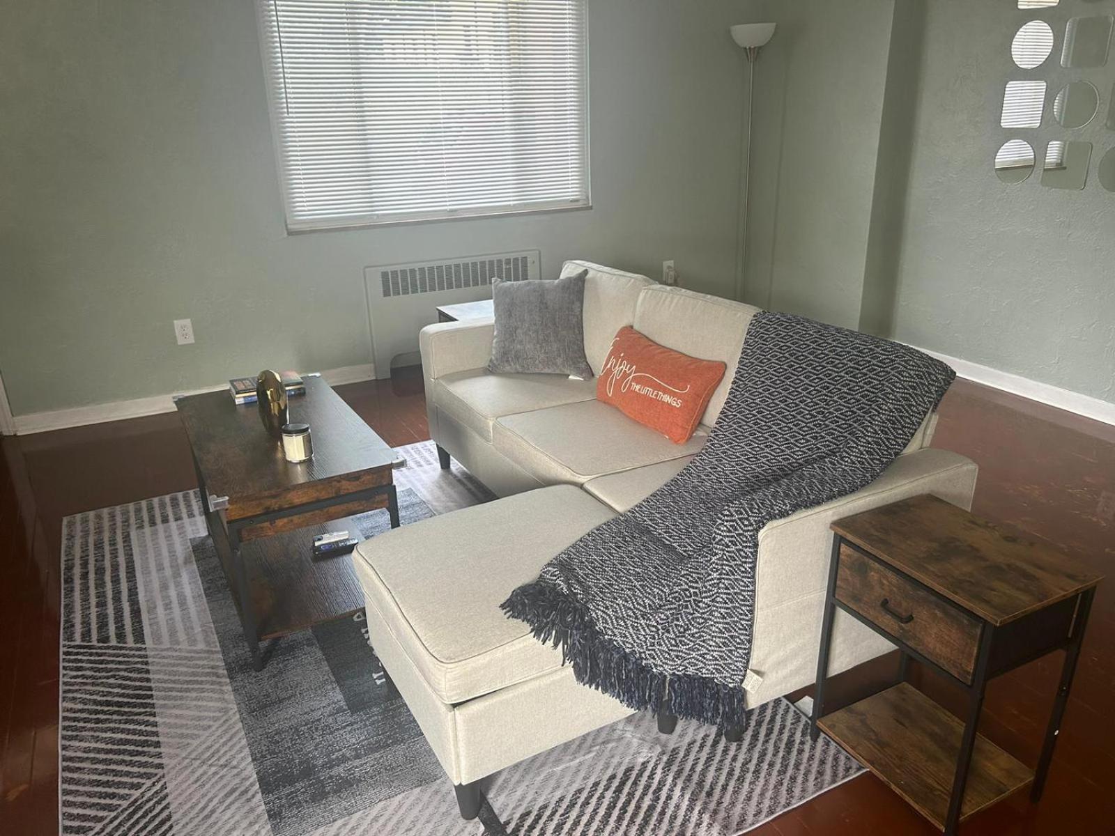 Beautifully Furnished Two-bedroom Unit, Loaded With Appliances And Ample Parking Apartment