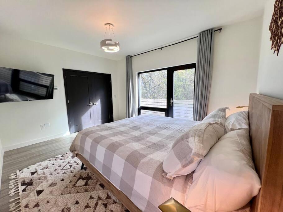 Oasis In The - Calm 4br With Gym & Sauna Holiday home *