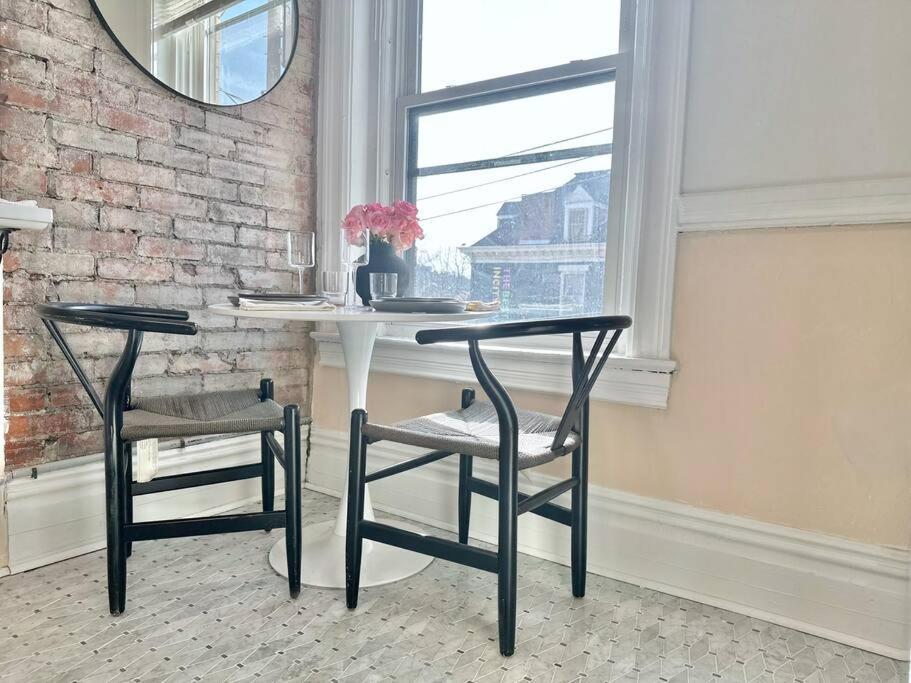 Apartment The Warhola Bloomfield By Luxe Pgh *