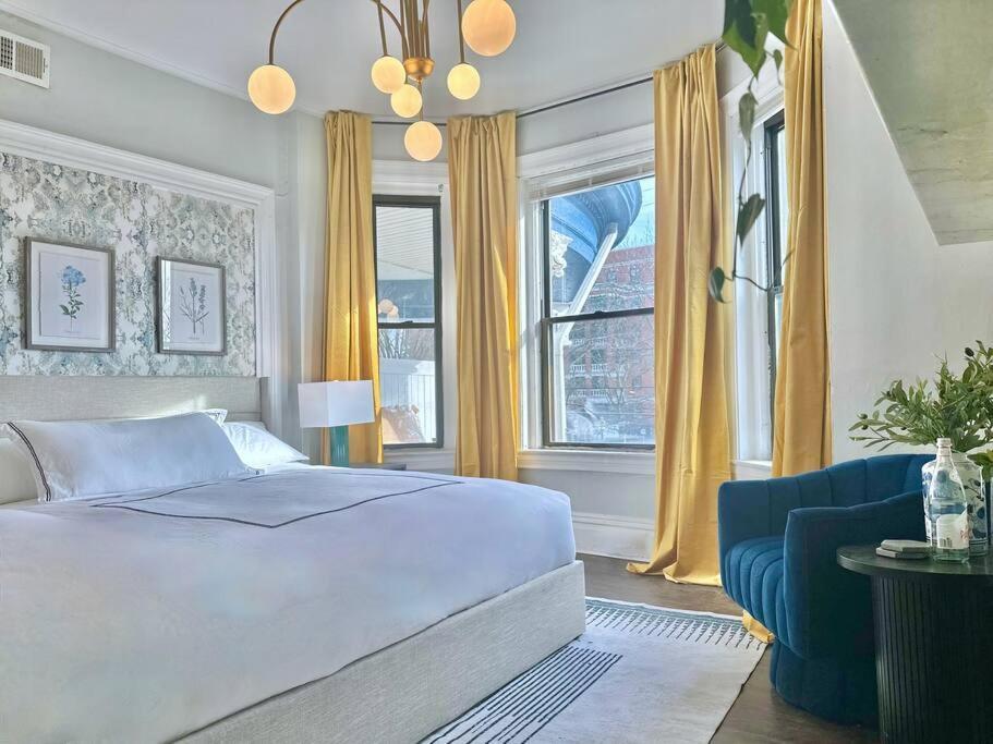 The Warhola Bloomfield By Luxe Pgh Pittsburgh