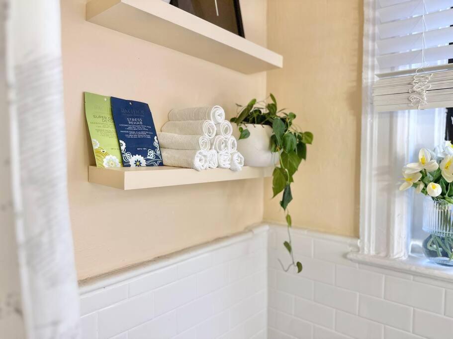 The Warhola Bloomfield By Luxe Pgh Apartment Pittsburgh